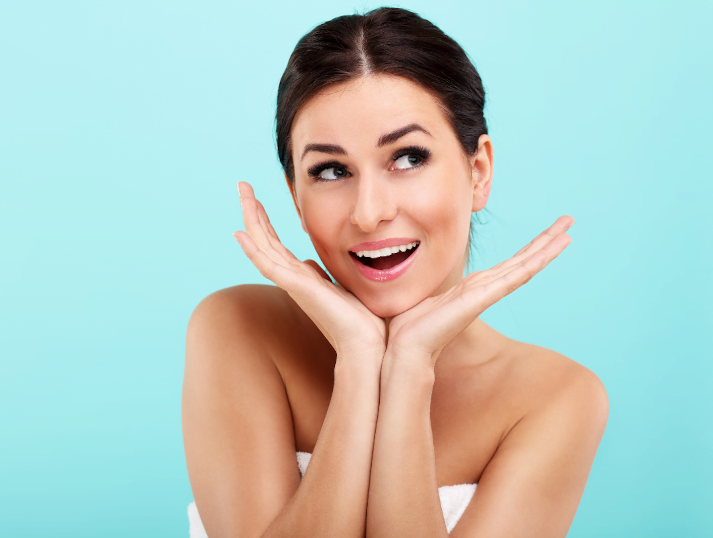 How pigmentation comes on face?